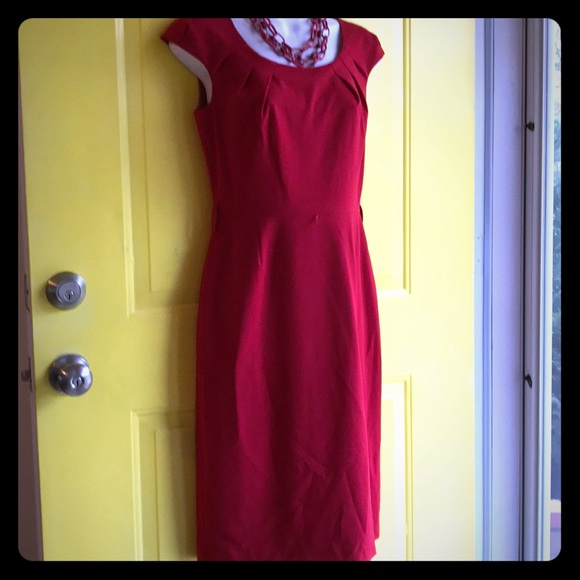 Classic Red dress size 2 - Picture 1 of 8